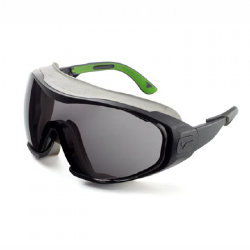 LENTE/ANTIPARRA UNIVET M.6X1 OSCURO VENT.INDIRECTA